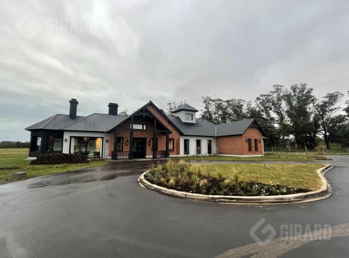 Terreno · 602m²