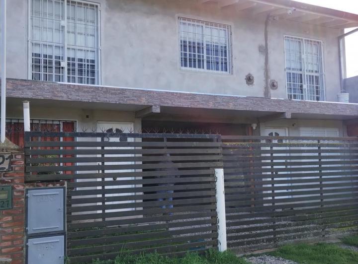 PH · 240m²