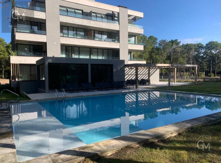 Departamento · 160m² · 4 Ambientes · 1 Cochera