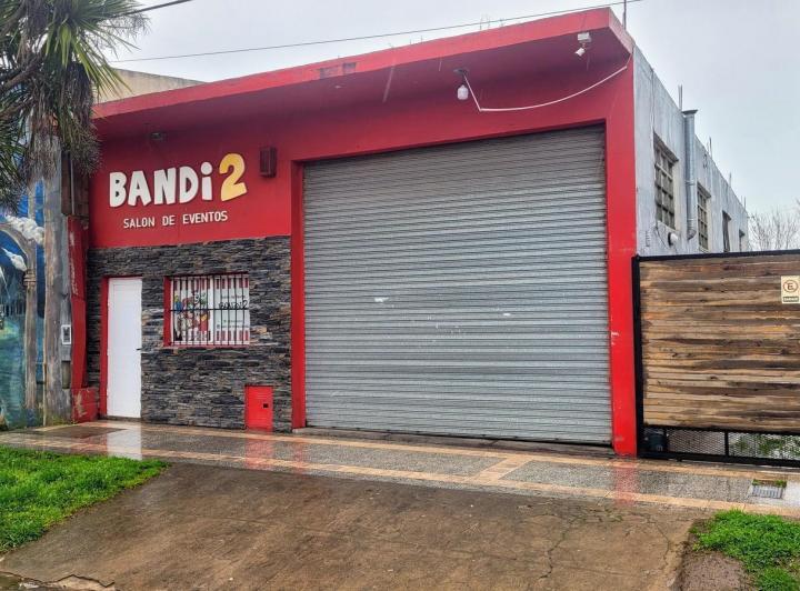 Local comercial · 200m²