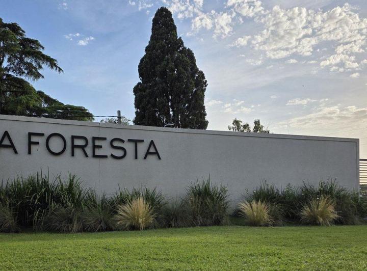Terreno · 639m²