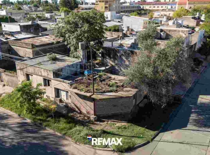 Casa · 126m² · 3 Ambientes · 1 Cochera