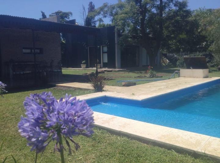 Casa · 100m² · 2 Ambientes