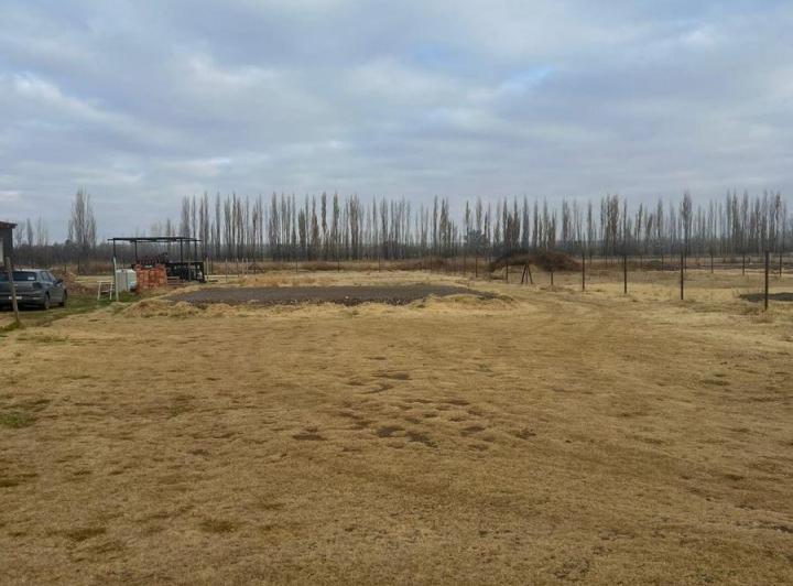 Terreno · 1800m²