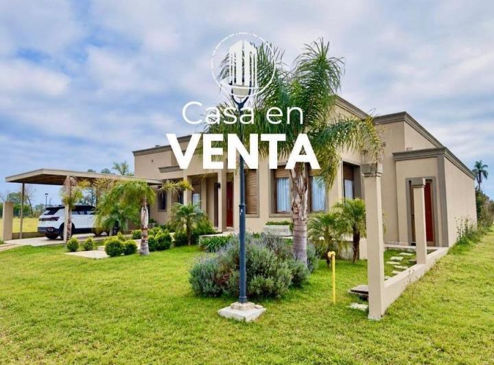 Casa · 243m² · 5 Ambientes · 2 Cocheras