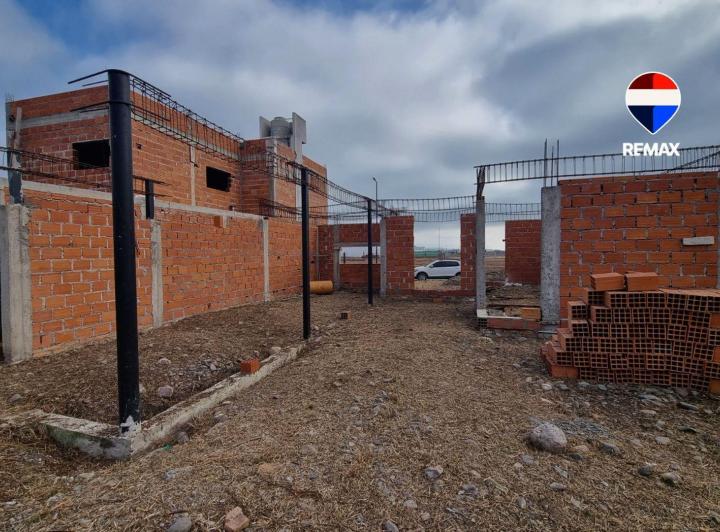 Casa · 80m² · 3 Ambientes · 1 Cochera