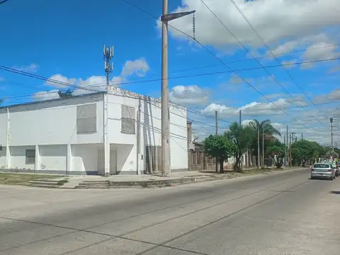 En venta local comercial en av solis