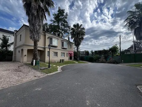 Casa en Alquiler en Boulevard Del Sol, Countries y Barrios Cerrados en Pilar