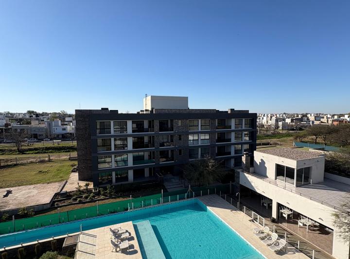 Departamento · 70m² · 4 Ambientes · 1 Cochera