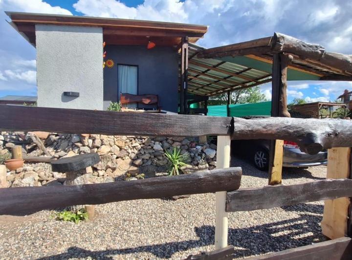 Casa · 70m² · 6 Ambientes · 1 Cochera