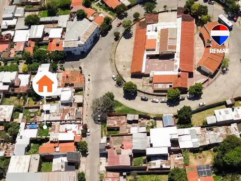 Venta casa macrocentro a refaccionar