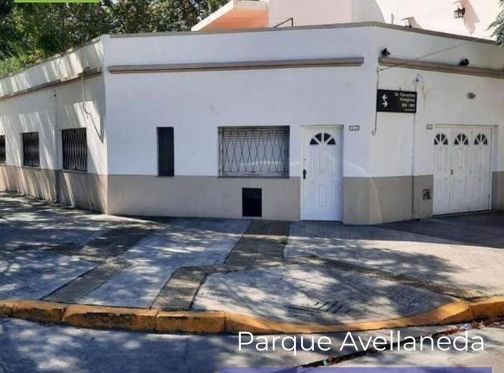 Casa · 190m² · 3 Ambientes · 1 Cochera