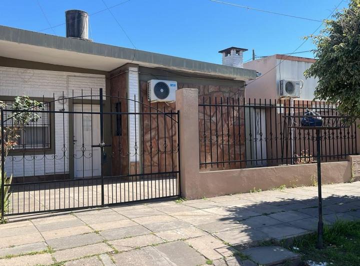 Casa · 70m² · 4 Ambientes