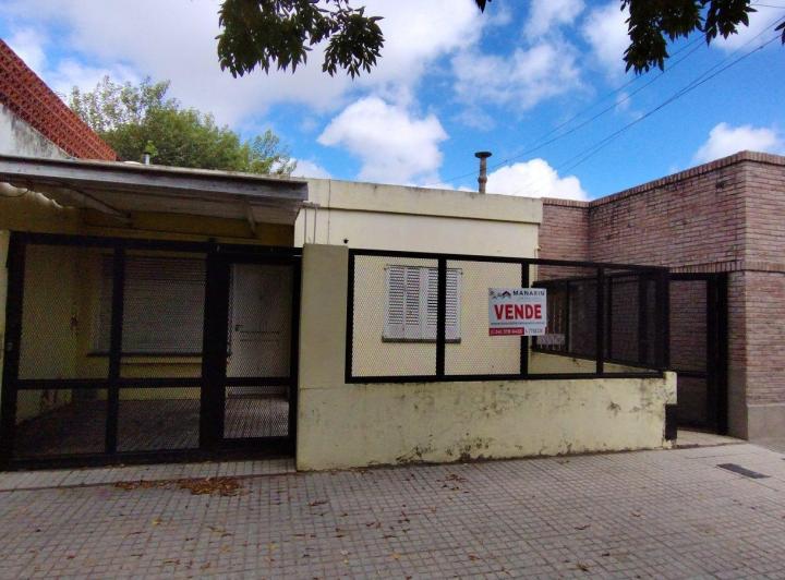 Casa · 180m² · 8 Ambientes · 1 Cochera