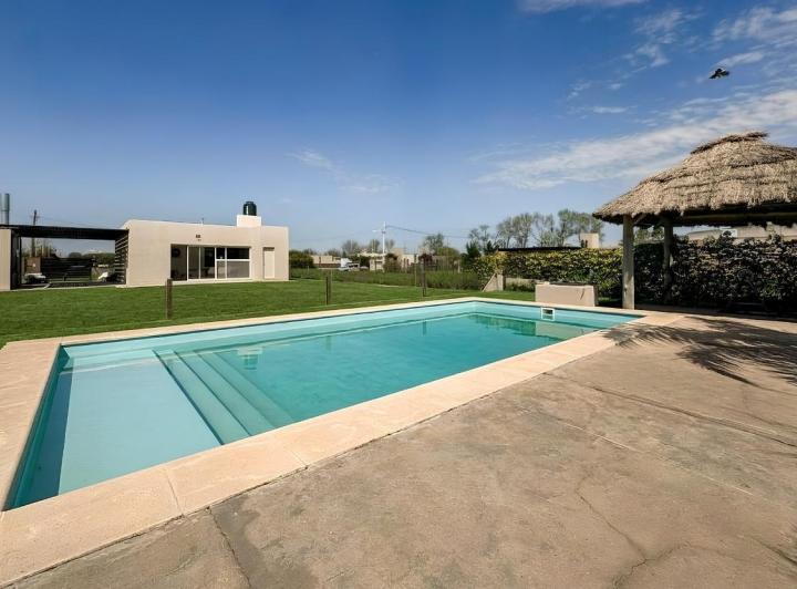 Casa · 89m² · 3 Ambientes · 1 Cochera