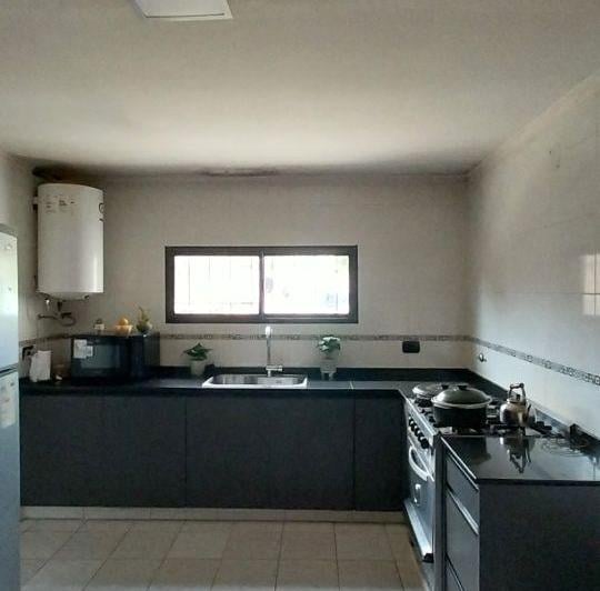 Casa · 120m² · 5 Ambientes · 2 Cocheras