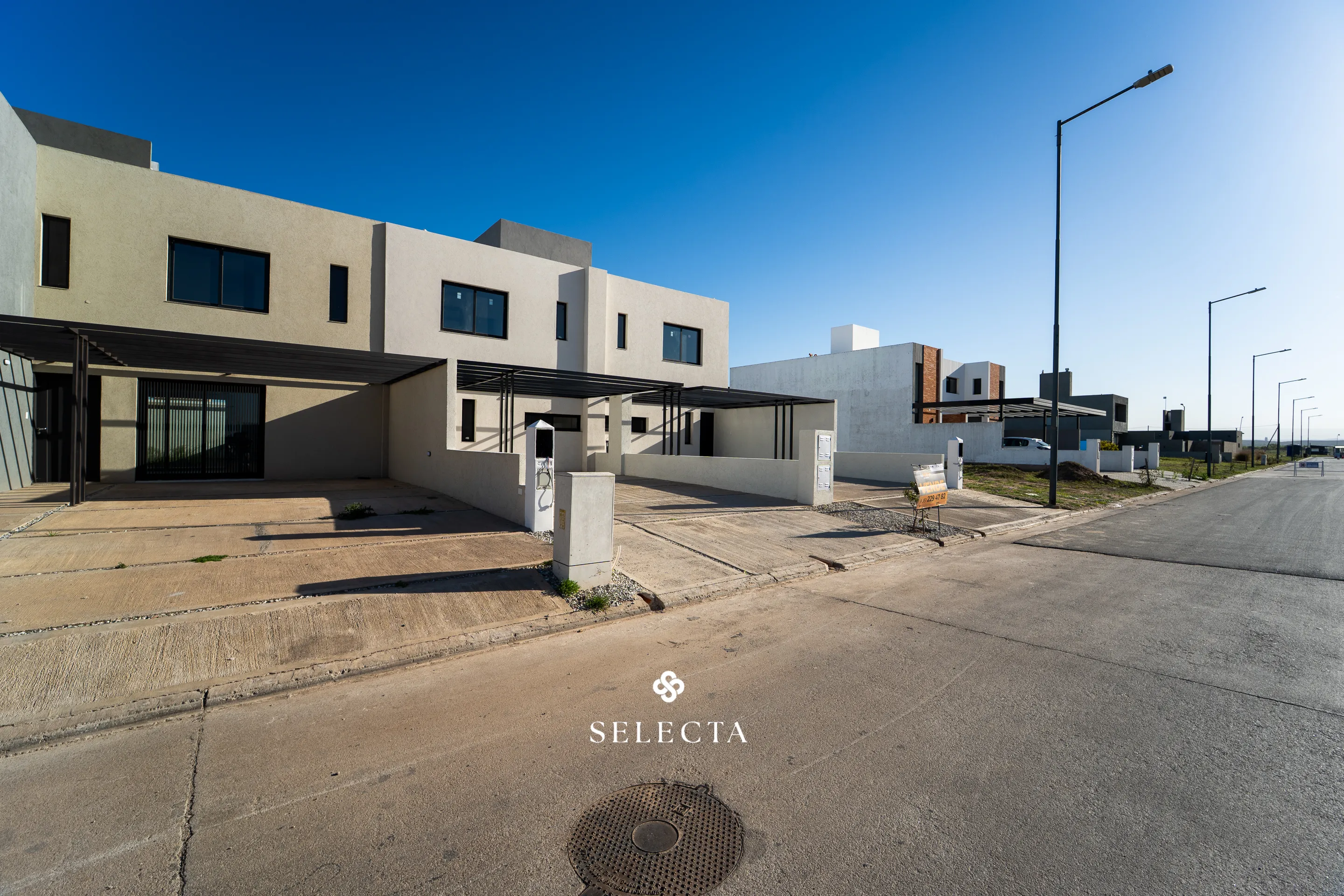 Dúplex 3 dormitorios con patio y asador en Colinas de Manantiales