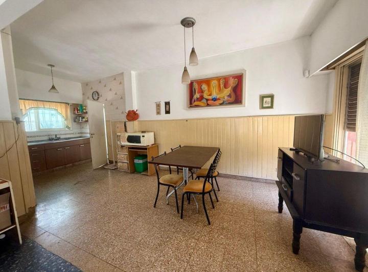 Casa · 177m² · 4 Ambientes · 1 Cochera
