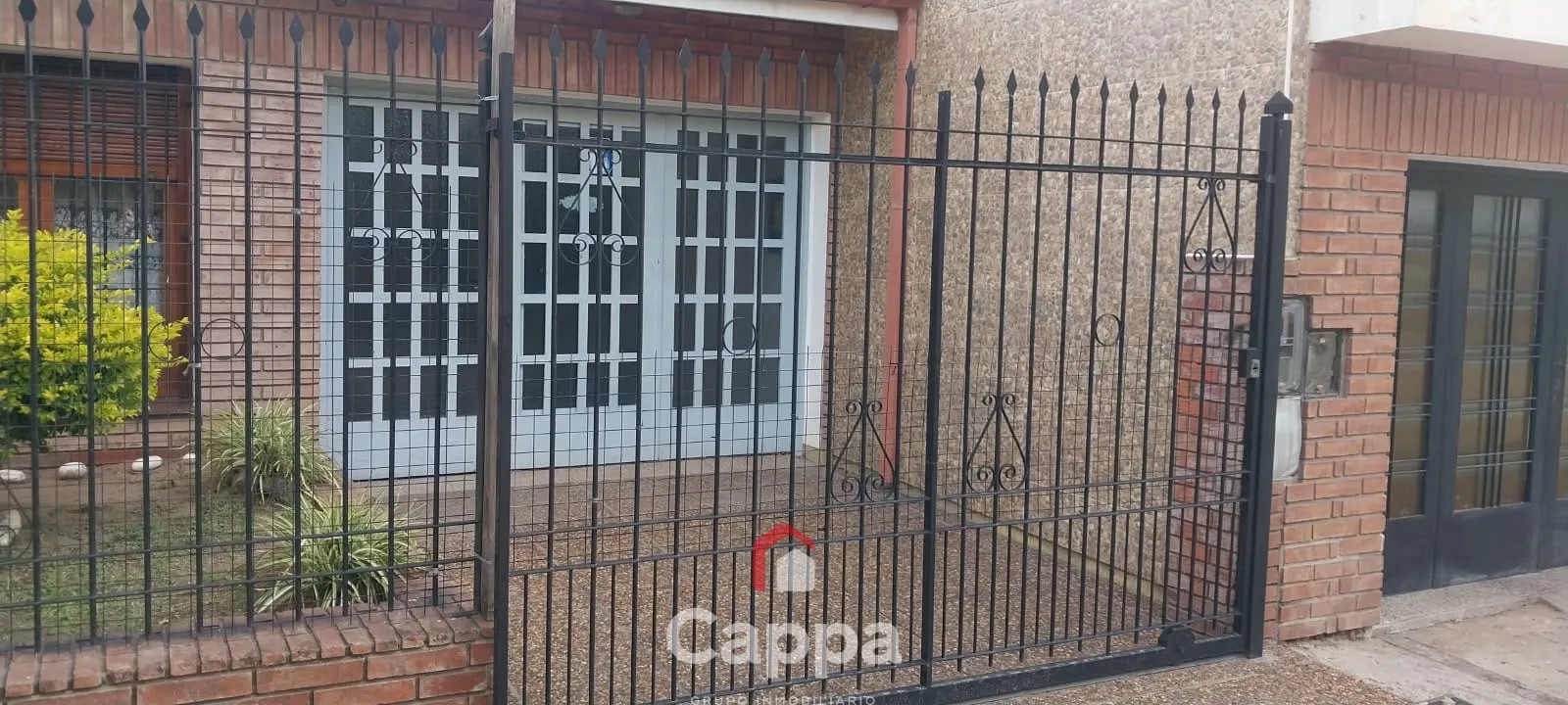EMPALME, SALON IDEAL DEPOSITO, TRIFASICA, 95m2