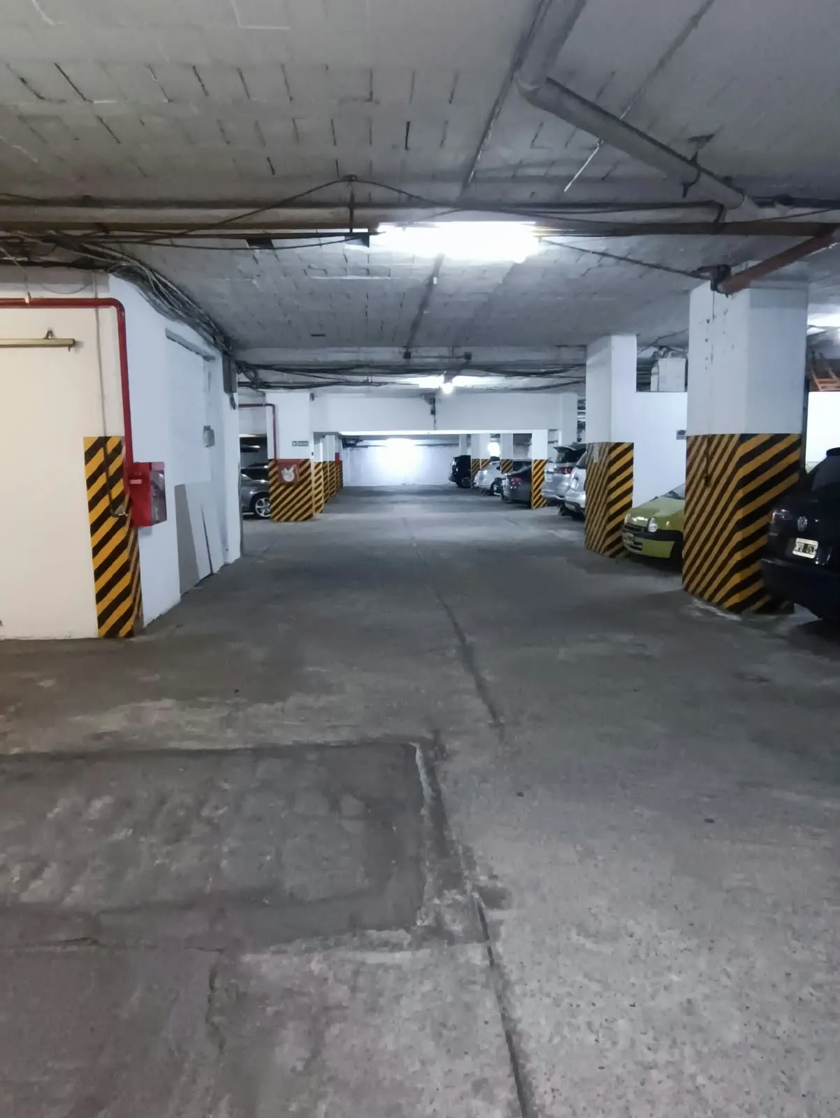 CENTRO COCHERA MUY ACCESIBLE CON GUARDIA 24 HORAS