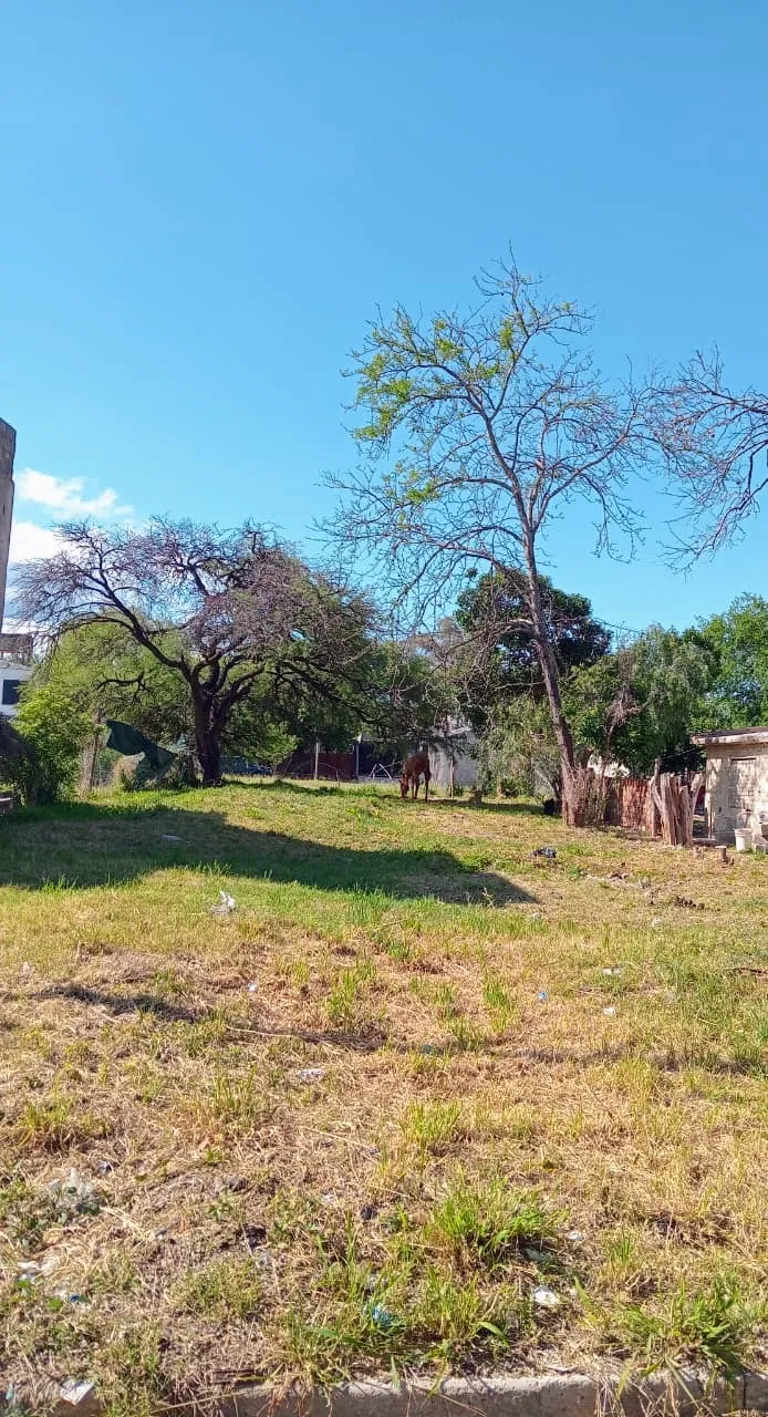 SE VENDE!! Terreno en barrio Villa Rivera Indarte