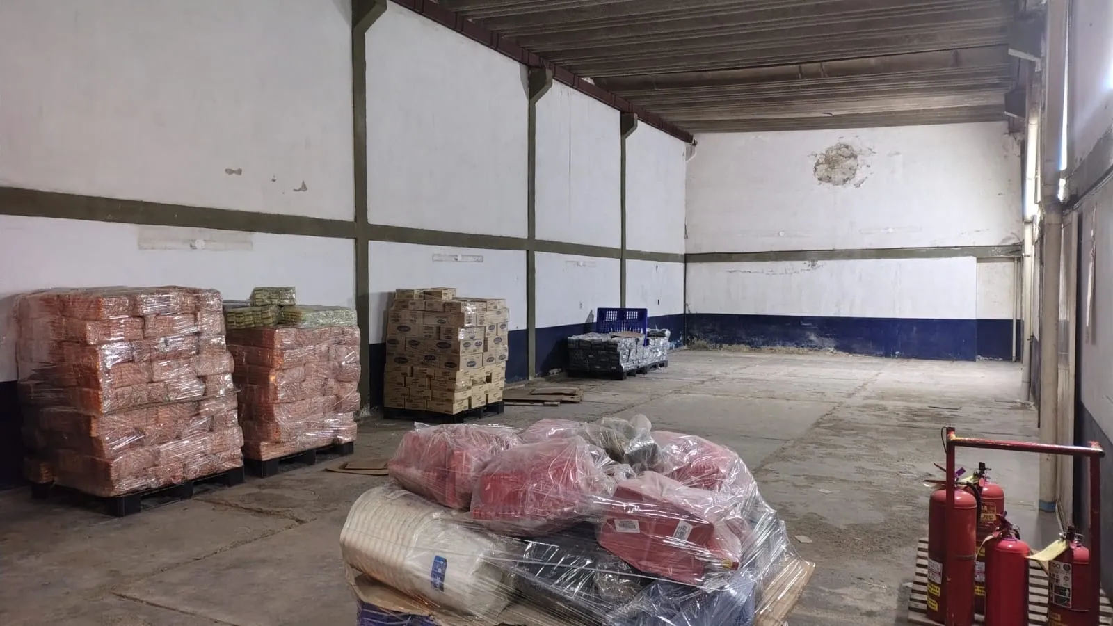 Barrio Pueyrredón Alquilo Depósito/galpón de 400 m² de Sup con Oficinas en 2 Plantas