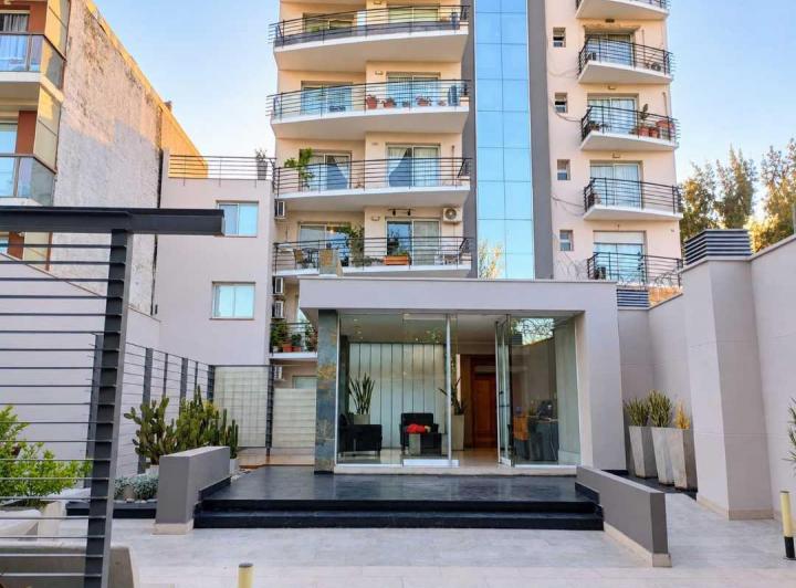 Departamento · 80m² · 1 Dormitorio · 1 Cochera