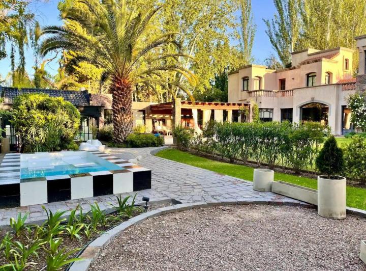 Departamento · 50m² · 2 Ambientes · 1 Cochera