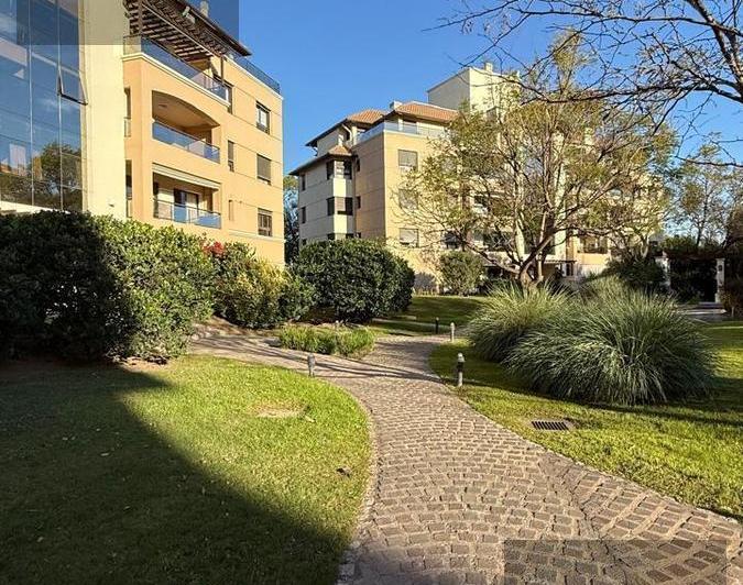 Departamento · 60m² · 5 Ambientes · 1 Cochera