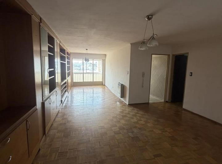Departamento · 110m² · 6 Ambientes
