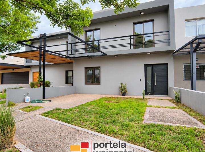 PH · 145m² · 7 Ambientes · 1 Cochera