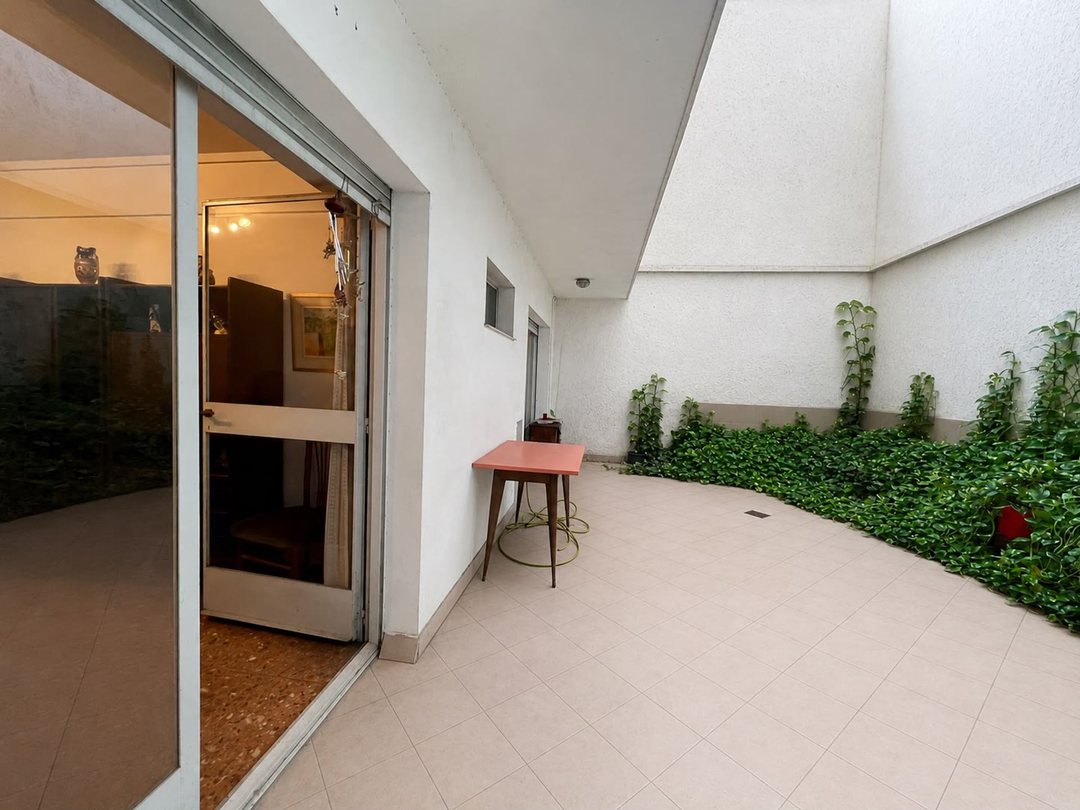 DEPARTAMENTO 3 AMB VENTA BARRACAS CON 2 PATIOS