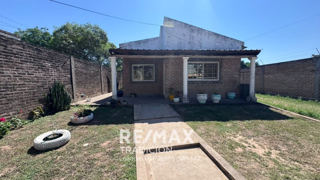 CASA EN VENTA EN CAMPO LARGO CHACO
