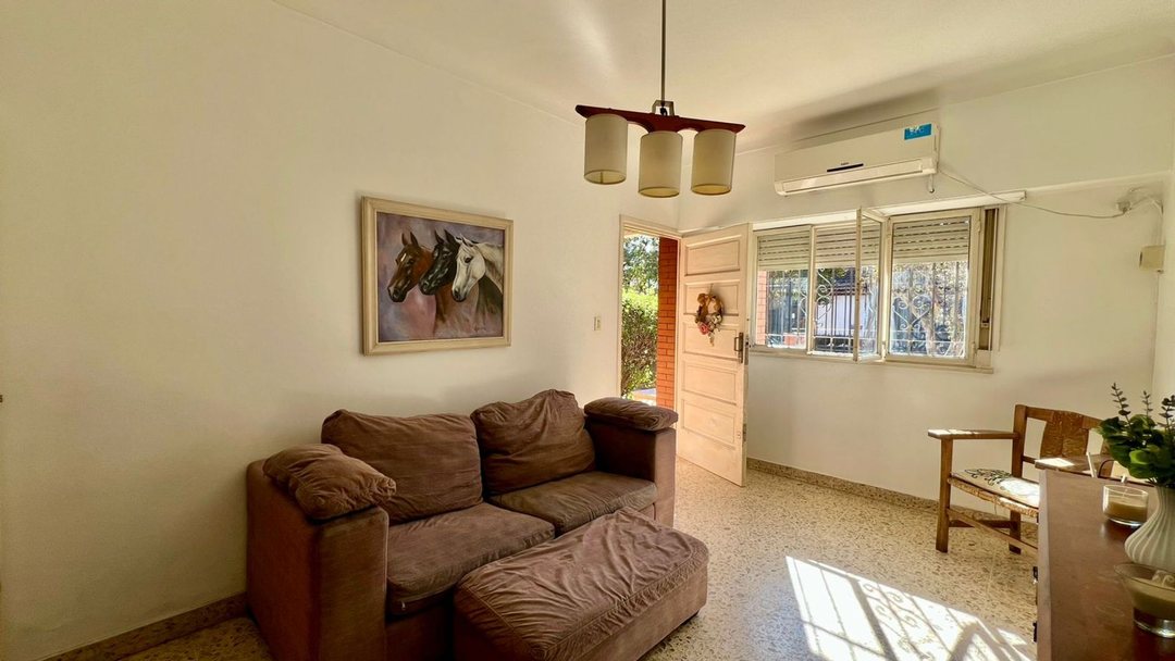 VENTA CASA 6 AMB DON TORCUATO CON JARDIN