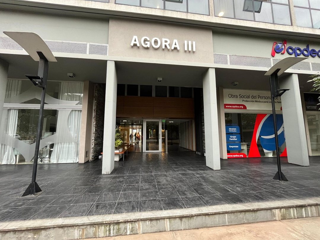 Venta oficina c coch Agora III Complejo 46 Plaza