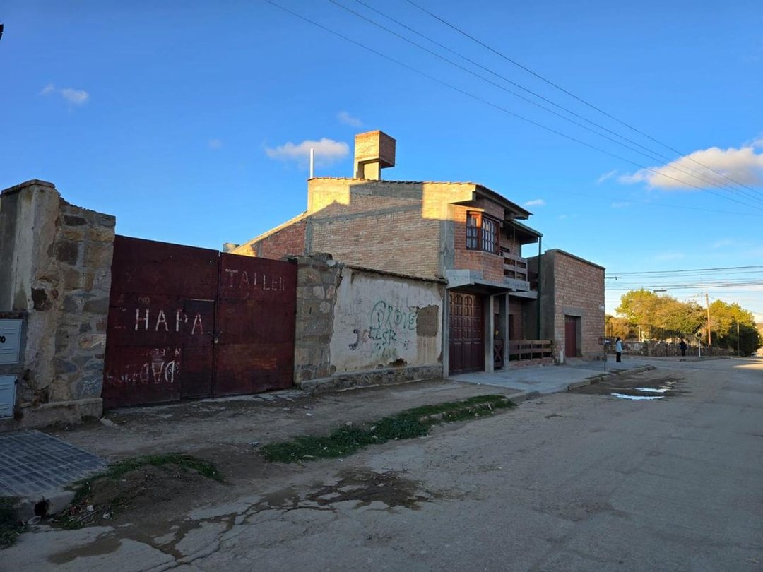 VENTA TERRENO CENTRICO LA QUIACA 180M2