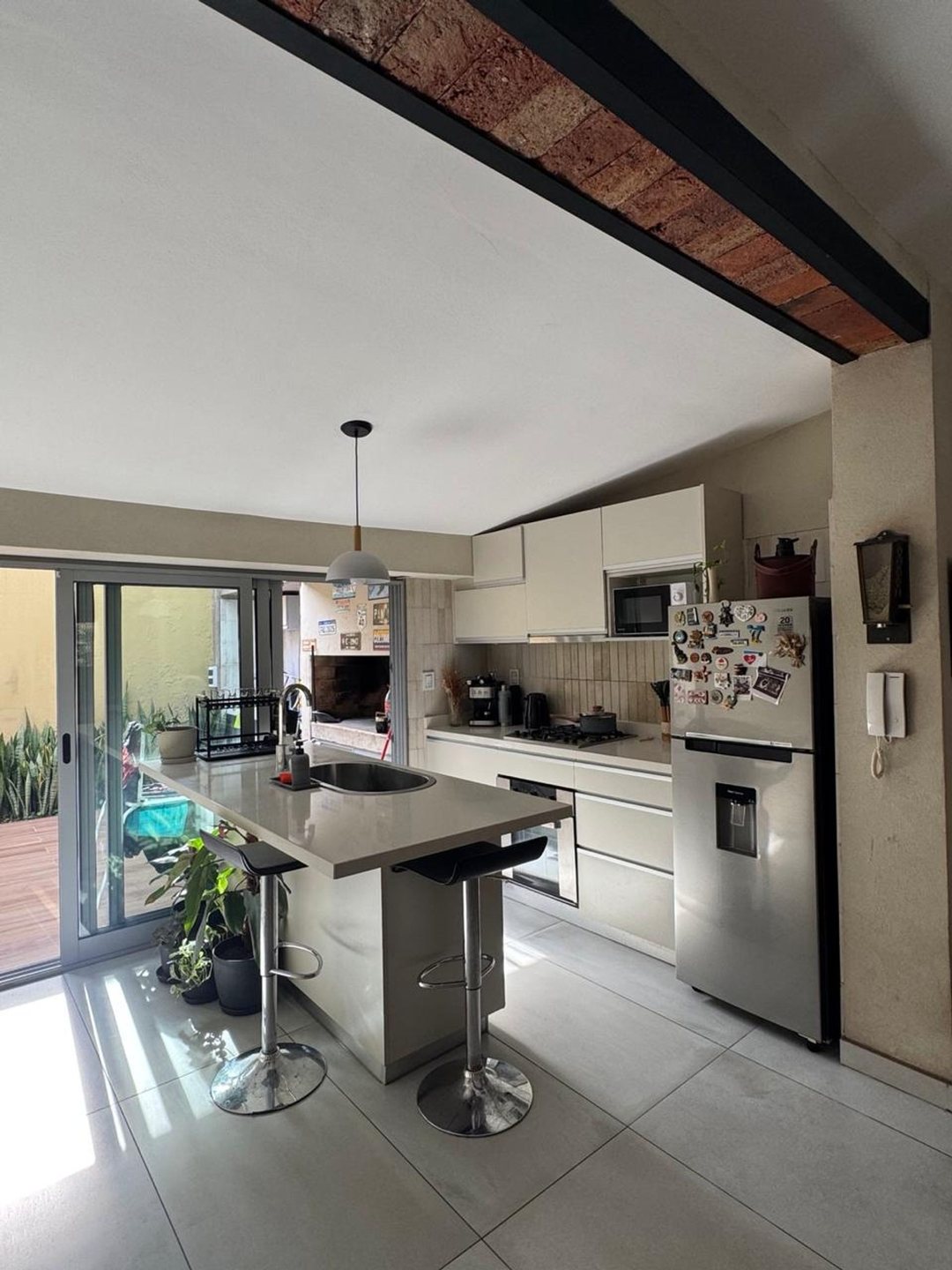CASA MODERNA EN ALQUILER - GUADALUPE