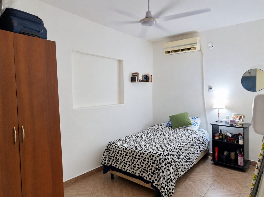 Venta casa 2 dorm, Balcarce a mts de Independencia