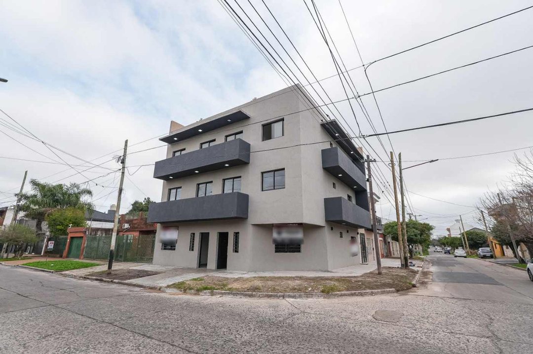 Venta Depto 3 amb con balcon en Villa Bosch