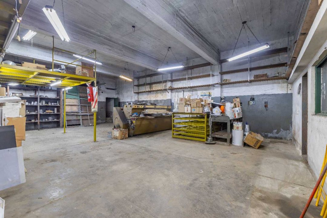 GALPÓN 2P EN VENTA + CASA 5 AMB EN JOSÉ INGENIEROS