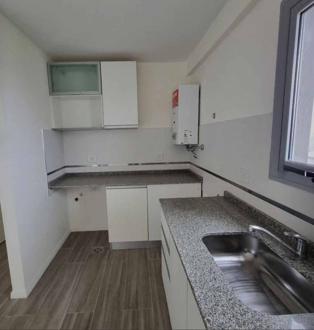 VENTA Departamento de 2 dormitorios con cochera
