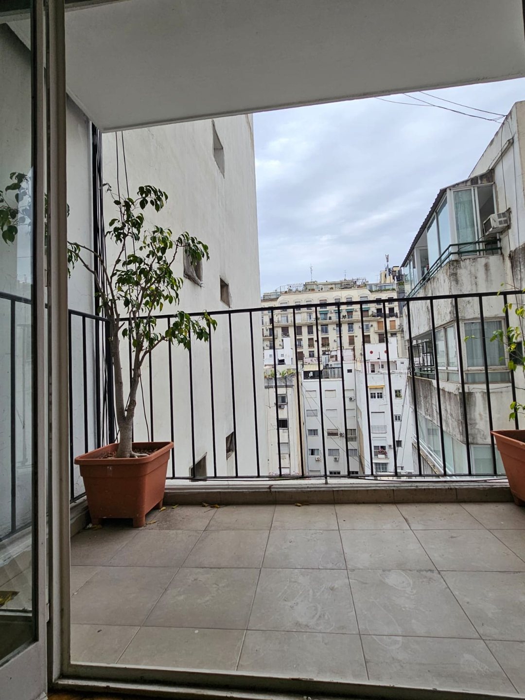 RECOLETA VENTA 3 AMB CON DEPENDENCIA, CONTRAFRENTE
