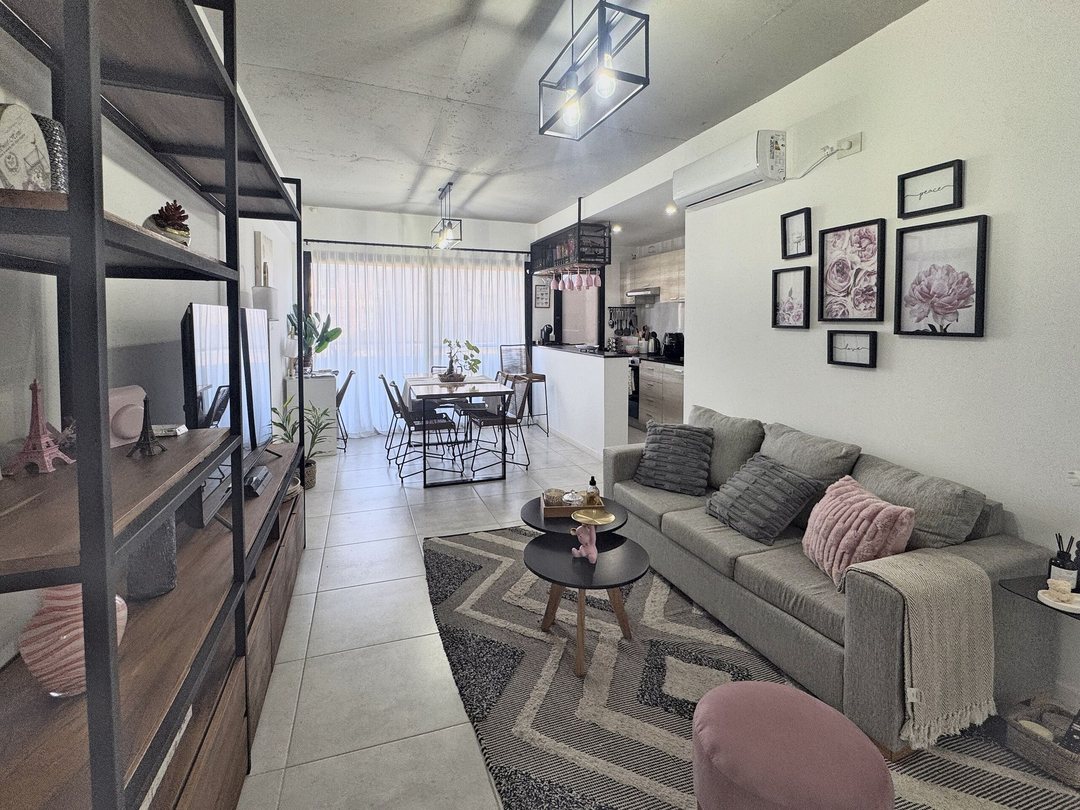DEPARTAMENTO 2 AMBIENTES EN VENTA BALCON PARRILLA