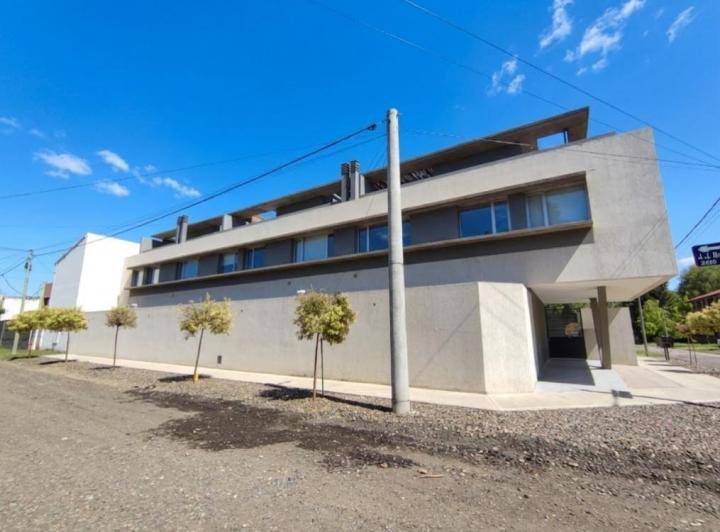 Departamento · 86m² · 5 Ambientes · 1 Cochera