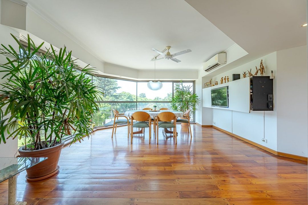 PISO EXCLUSIVO DE 4 DORMITORIOS EN VENTA-B. MARTIN
