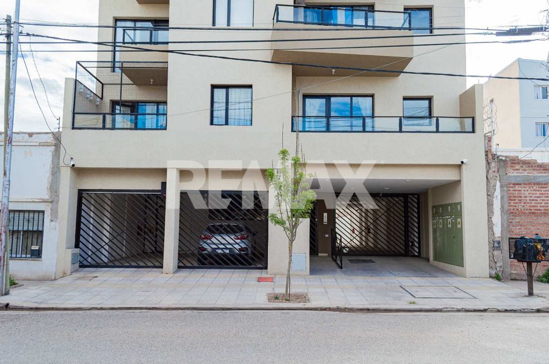 Venta - dpto 2 dormitorios - Centro Oeste - Nqn