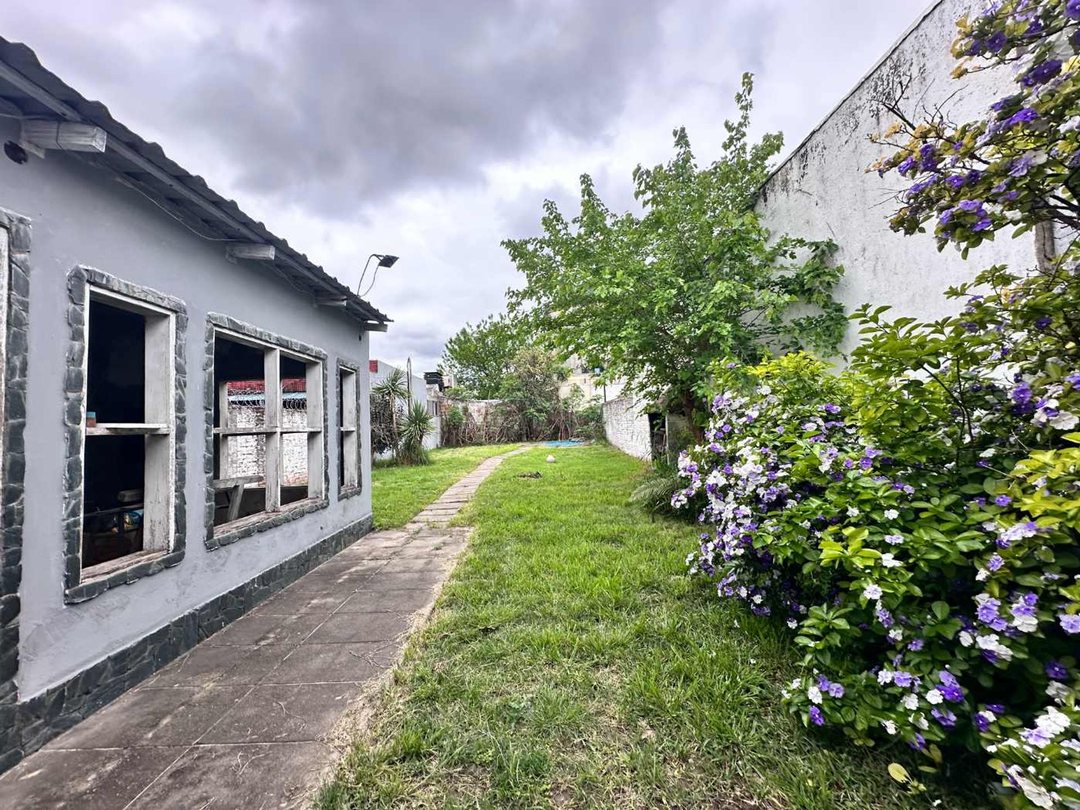 Venta 2 Casas, Lote de 400m2, Remedios de Escalada