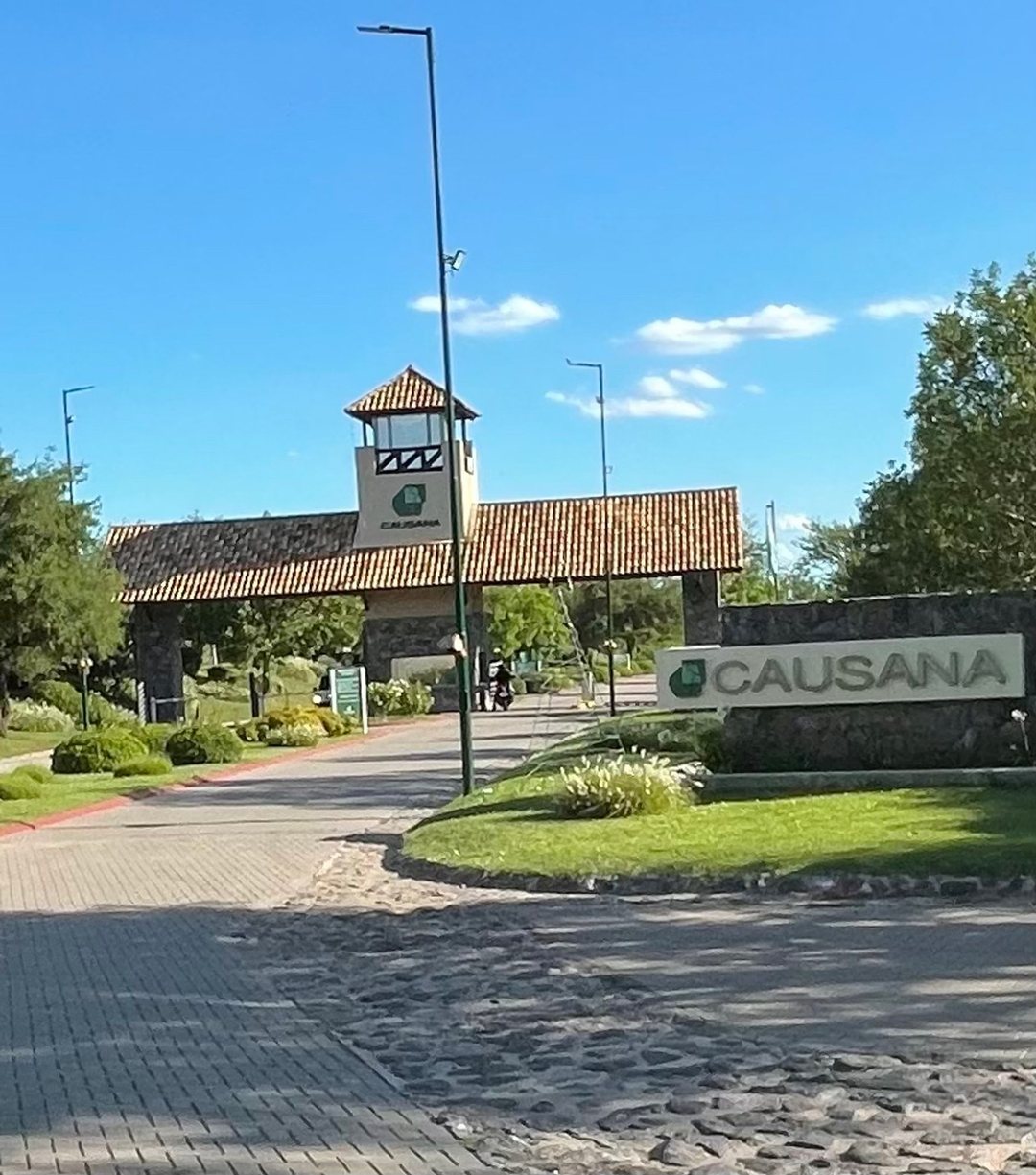 VENTA LOTE EN CAUSANA BARRIO CERRADO 2167 M2