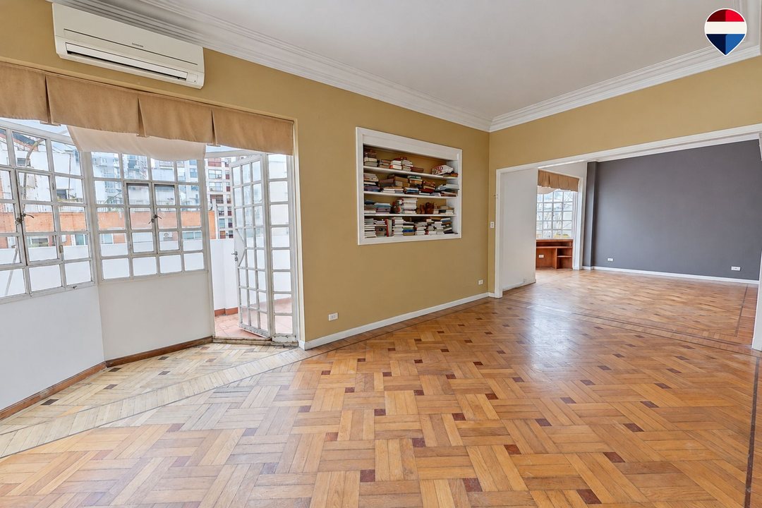 DEPARTAMENTO 4 AMBIENTES VENTA BELGRANO DUPLEX LUZ