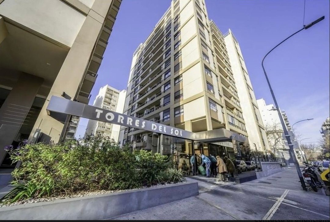 VENTA DEPTO 3 AMBIENTES CON COCHERA FLORES NORTE
